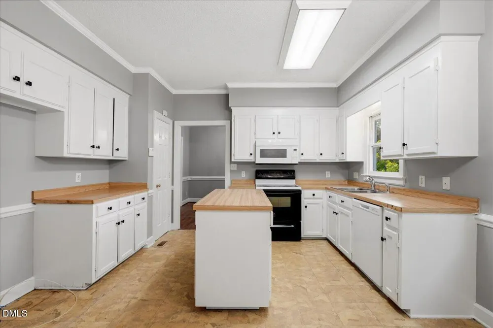 202 Marion Drive Goldsboro, NC 27534