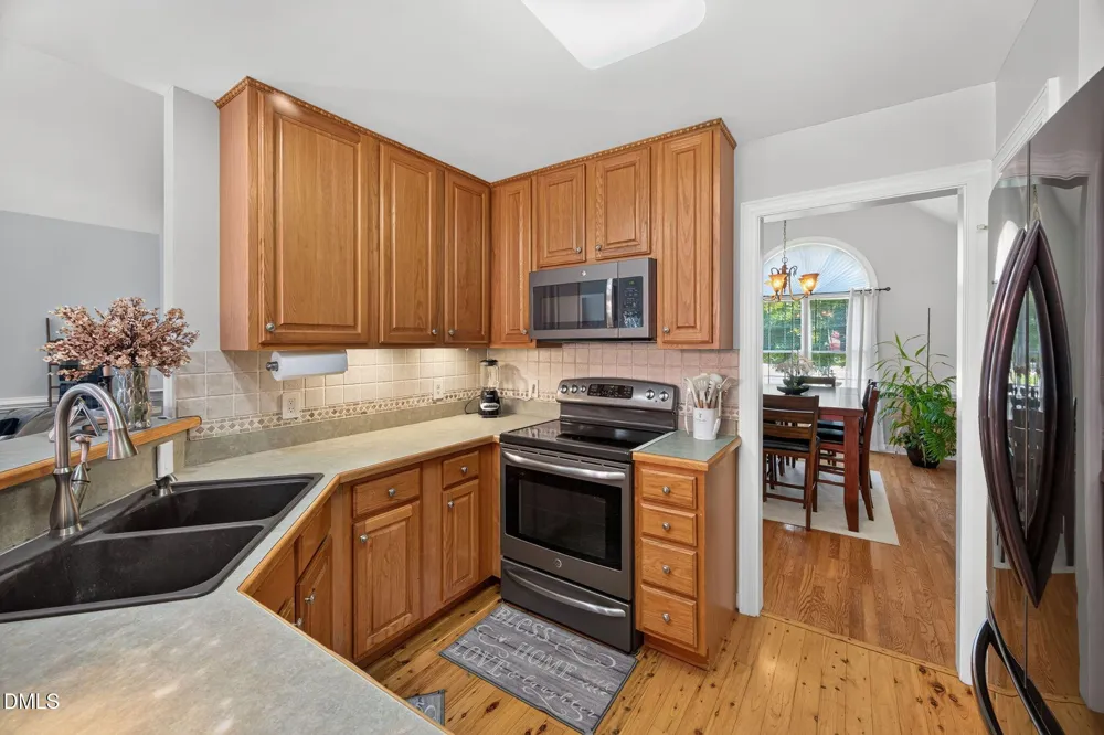 400 La Vista Court Benson, NC 27504