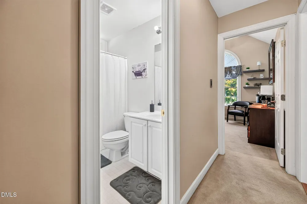 400 La Vista Court Benson, NC 27504