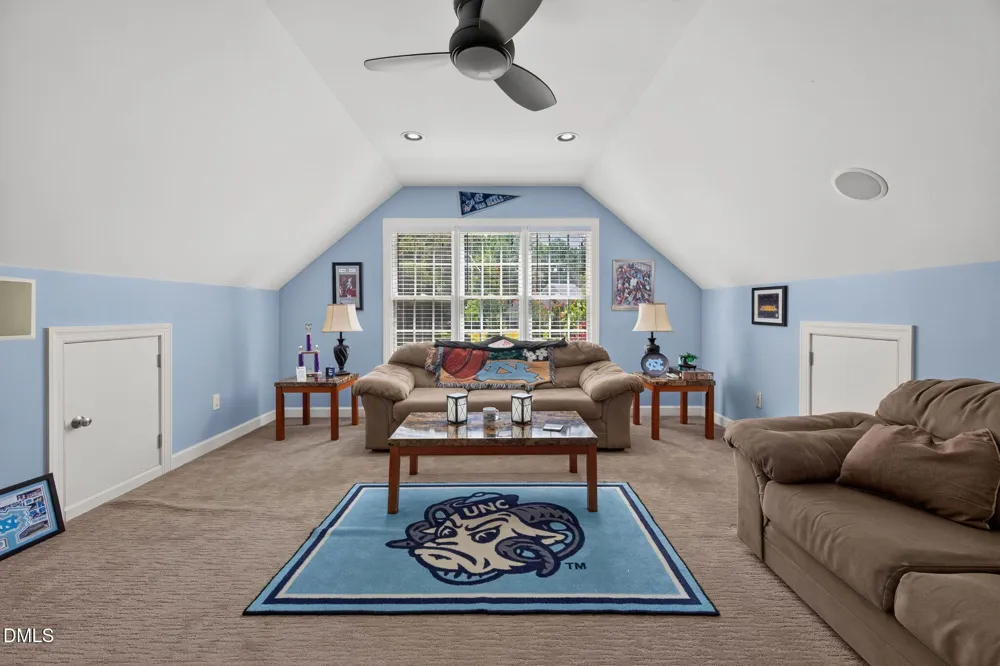 400 La Vista Court Benson, NC 27504