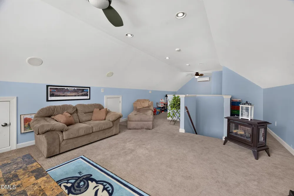 400 La Vista Court Benson, NC 27504