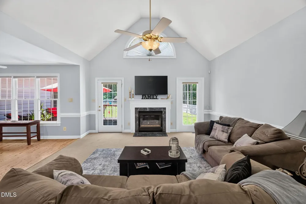 400 La Vista Court Benson, NC 27504