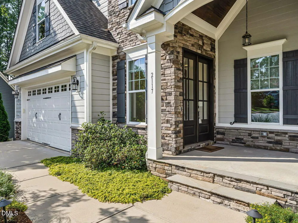 2117 Bee Cave Court Apex, NC 27539