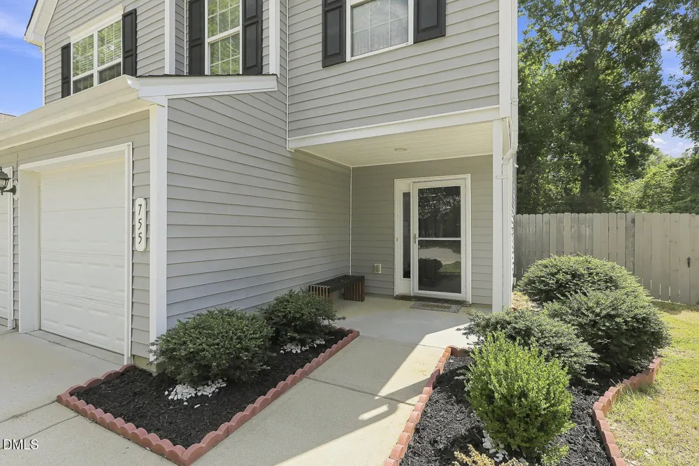 755 Sycamore Springs Drive Fuquay Varina, NC 27526