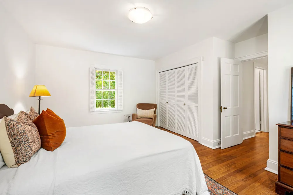 513 E East Franklin Street Chapel Hill, NC 27514