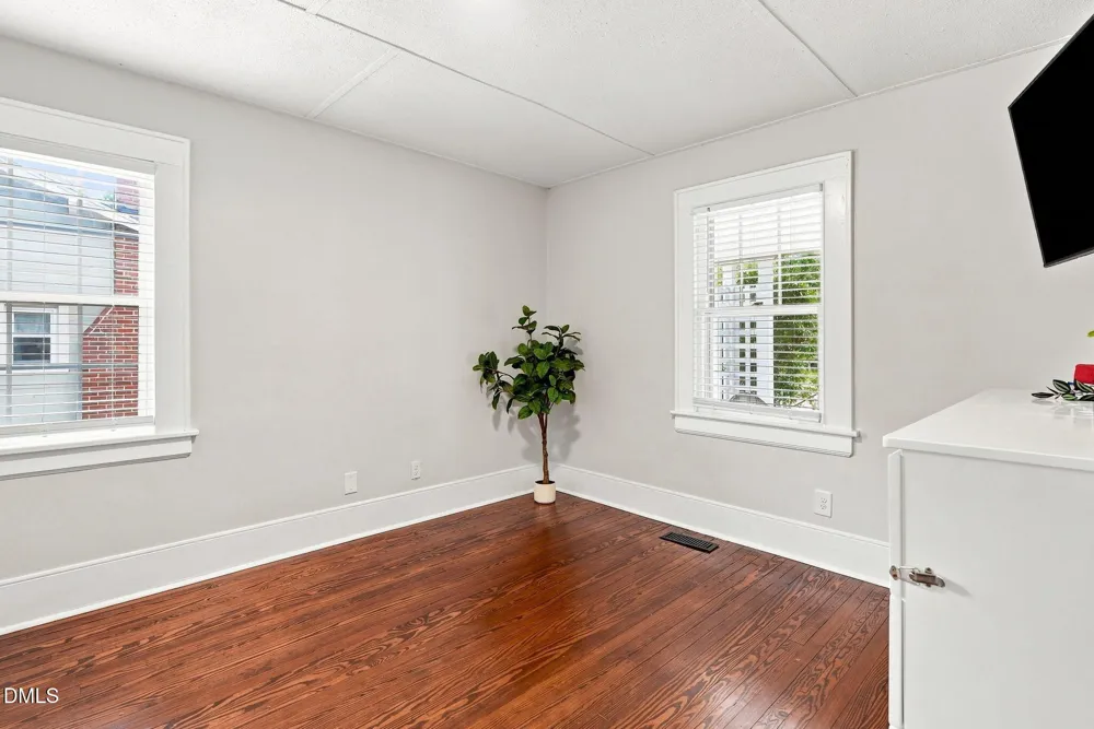 615 S Main Street Wake Forest, NC 27587