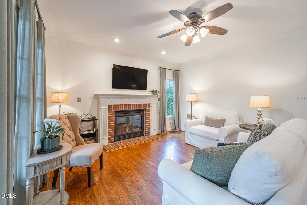 105 Silk Leaf Court Cary, NC 27518