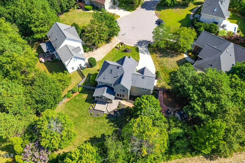 105 Silk Leaf Court Cary, NC 27518
