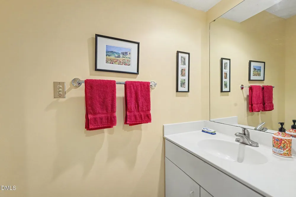 486 Beechmast Pittsboro, NC 27312