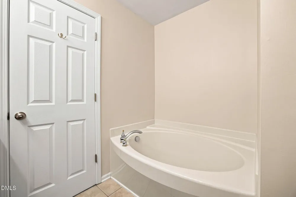 10734 Edmundson Avenue Raleigh, NC 27614