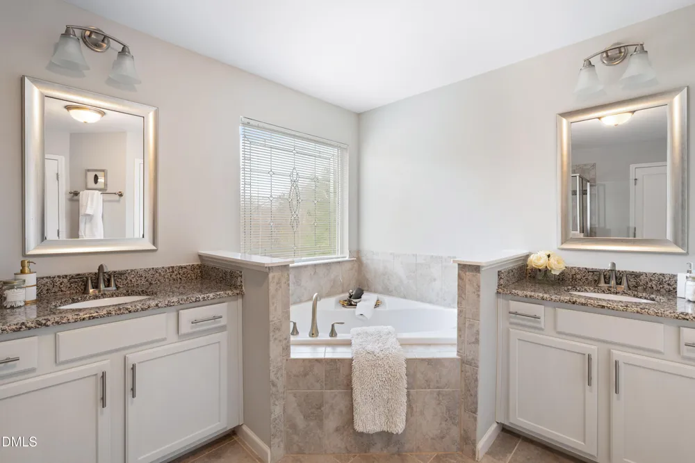 3428 Lily Orchard Way Apex, NC 27539