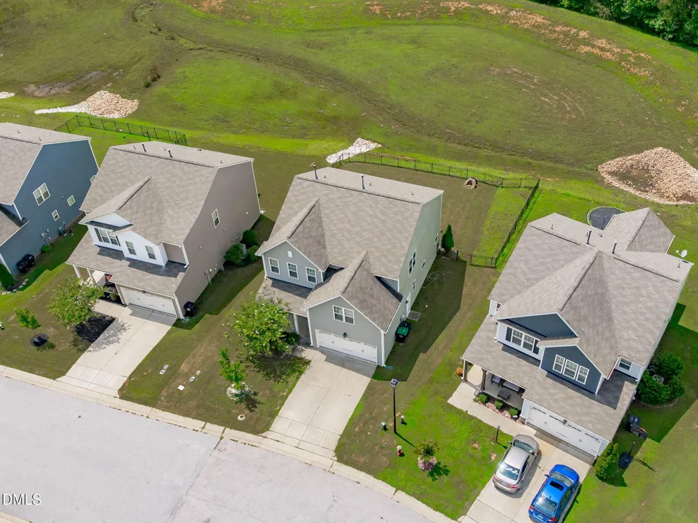 320 W Copenhaver Drive Clayton, NC 27527