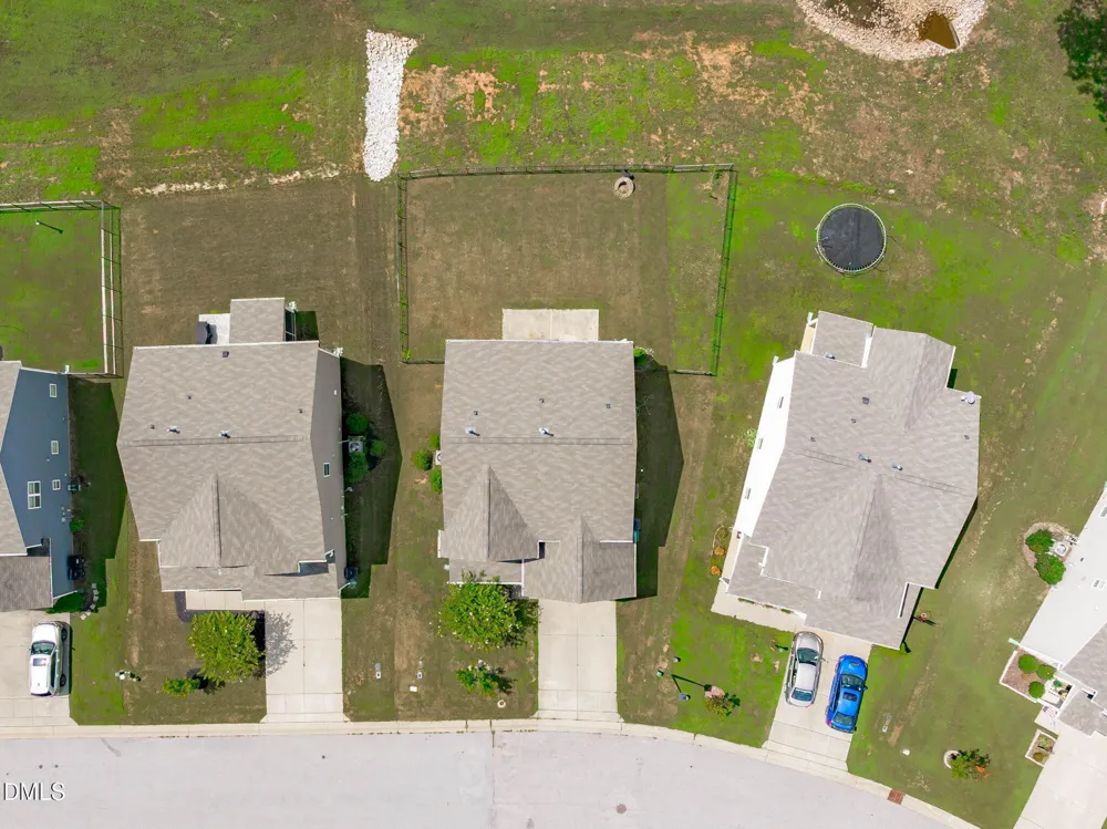 320 W Copenhaver Drive Clayton, NC 27527
