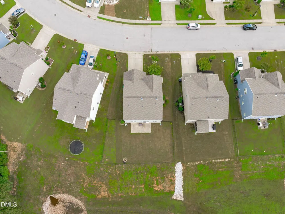 320 W Copenhaver Drive Clayton, NC 27527
