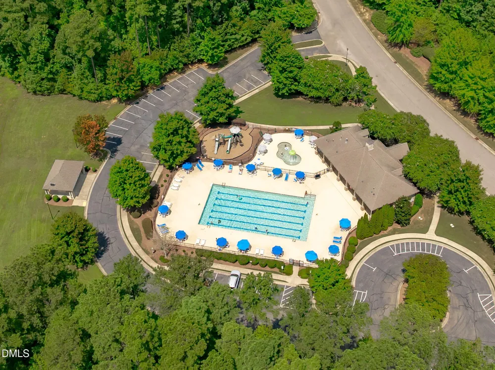 320 W Copenhaver Drive Clayton, NC 27527