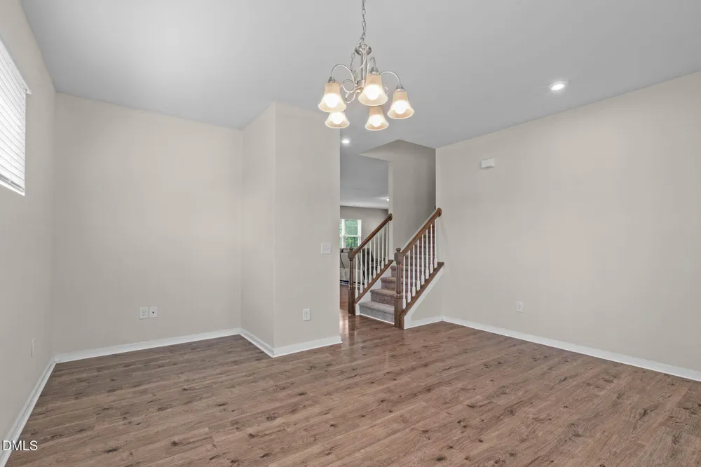 320 W Copenhaver Drive Clayton, NC 27527