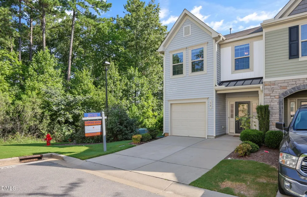 16 Hedgewick Drive Clayton, NC 27527