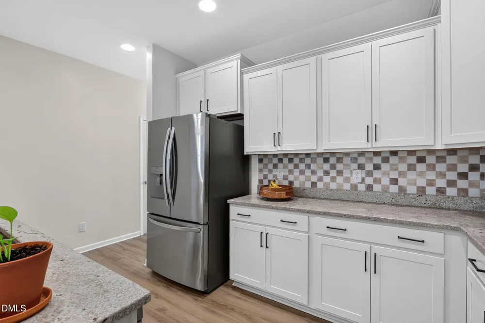 16 Hedgewick Drive Clayton, NC 27527