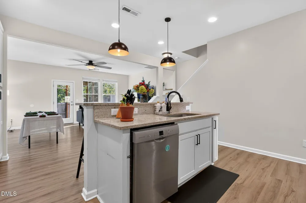 16 Hedgewick Drive Clayton, NC 27527