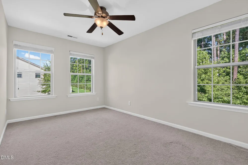16 Hedgewick Drive Clayton, NC 27527