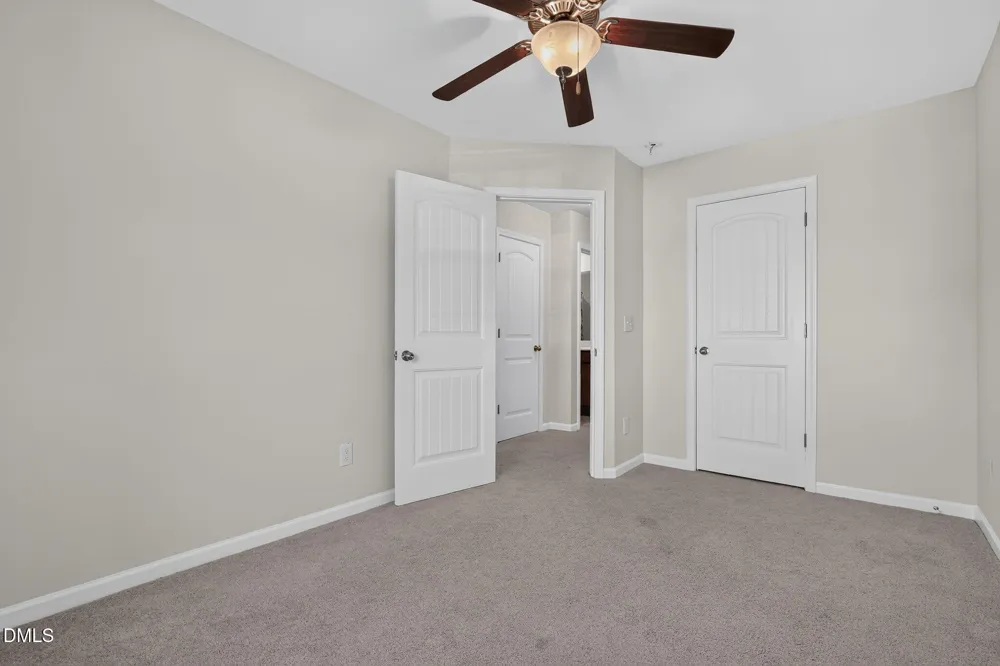 16 Hedgewick Drive Clayton, NC 27527