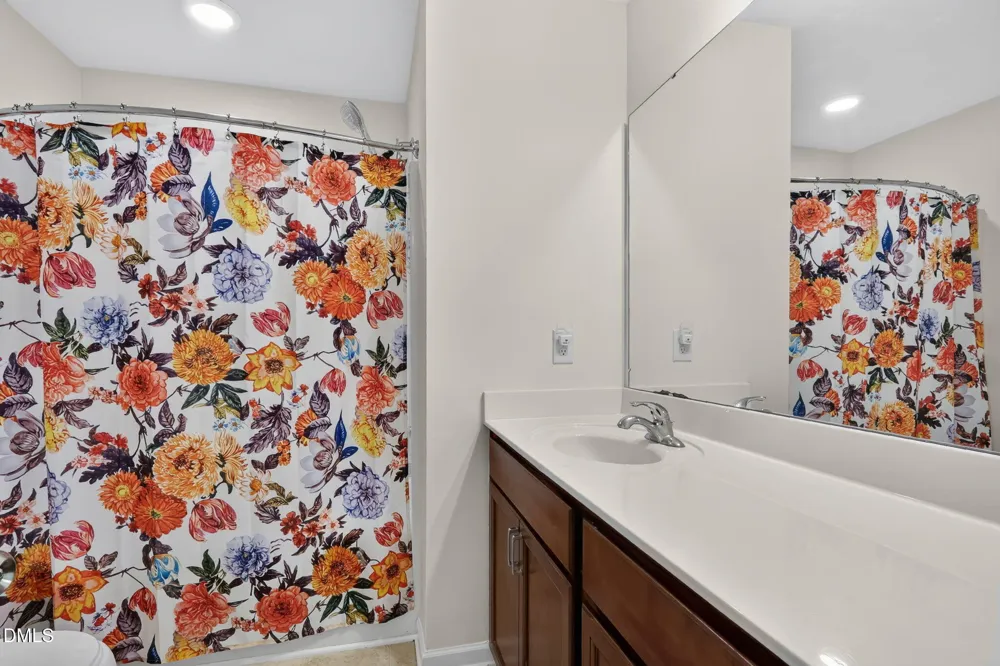 16 Hedgewick Drive Clayton, NC 27527