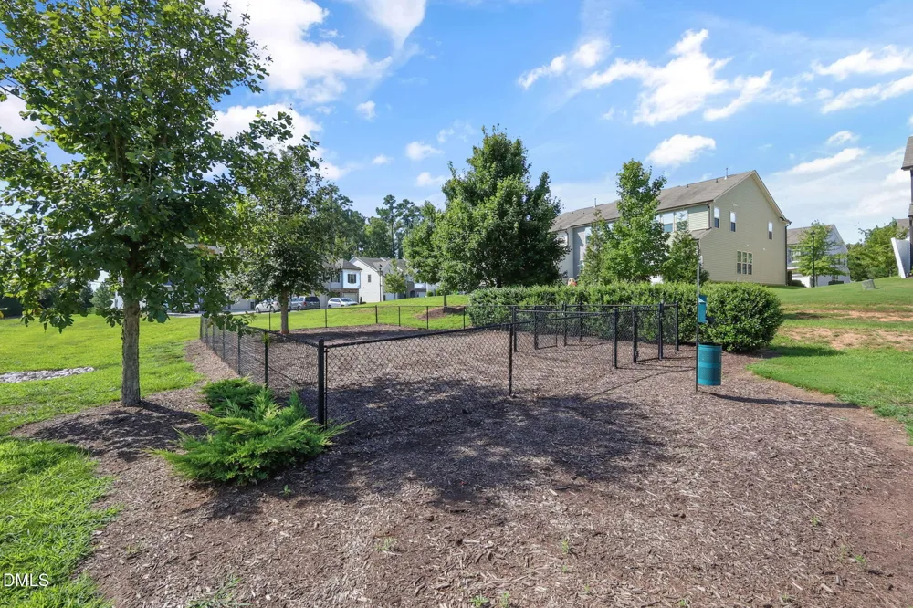 16 Hedgewick Drive Clayton, NC 27527