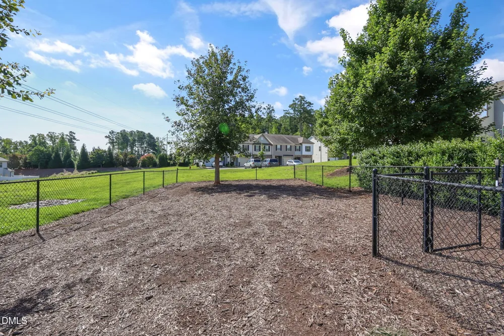 16 Hedgewick Drive Clayton, NC 27527