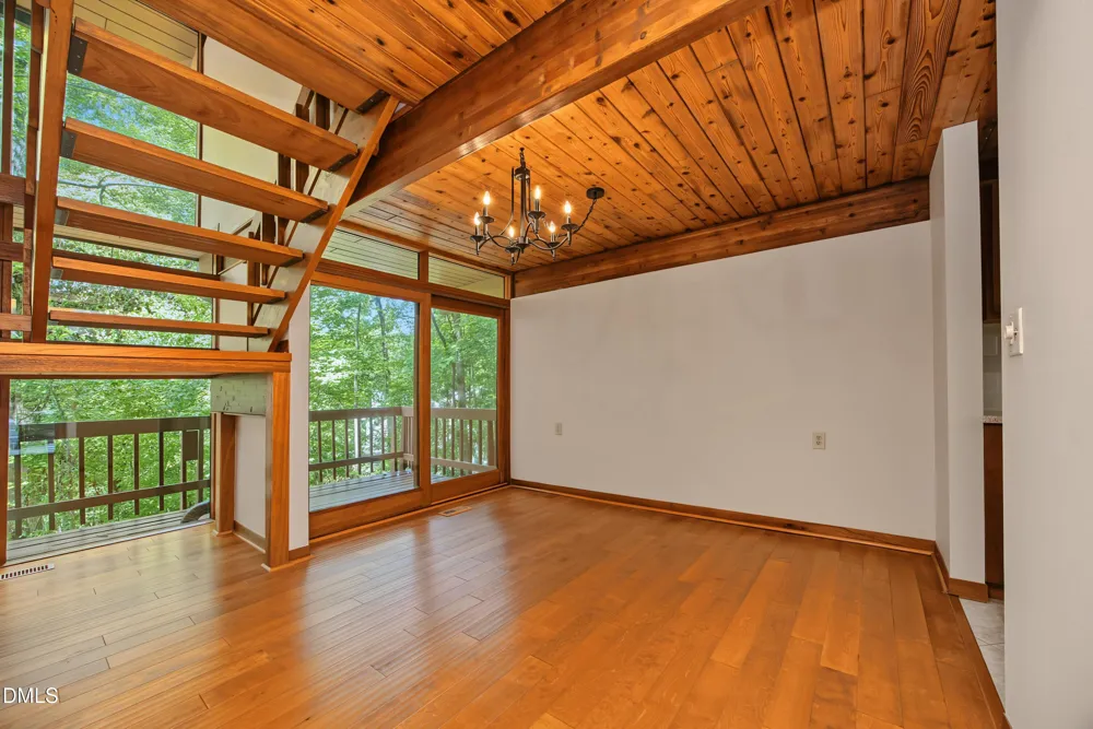 102 Arbutus Place Chapel Hill, NC 27517
