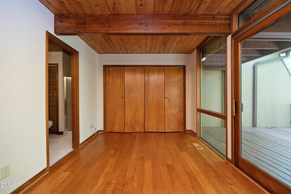 102 Arbutus Place Chapel Hill, NC 27517