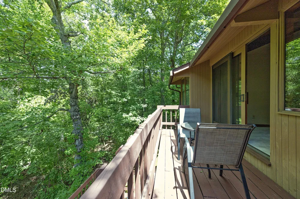 102 Arbutus Place Chapel Hill, NC 27517