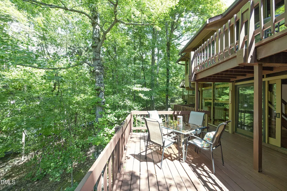 102 Arbutus Place Chapel Hill, NC 27517