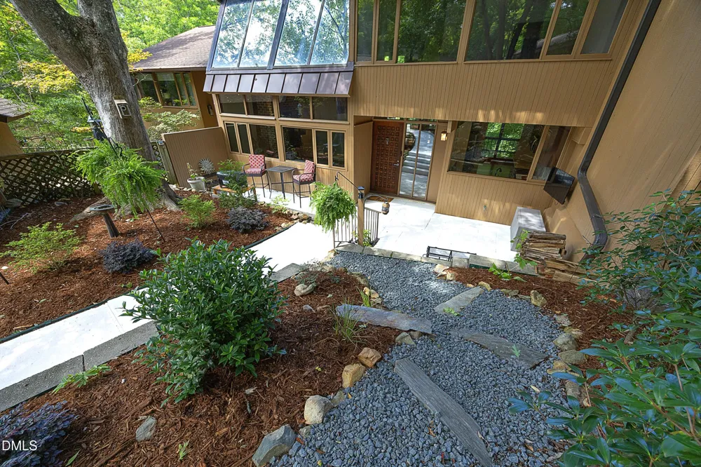 102 Arbutus Place Chapel Hill, NC 27517