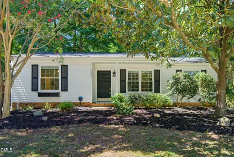 2400 Perennial Street