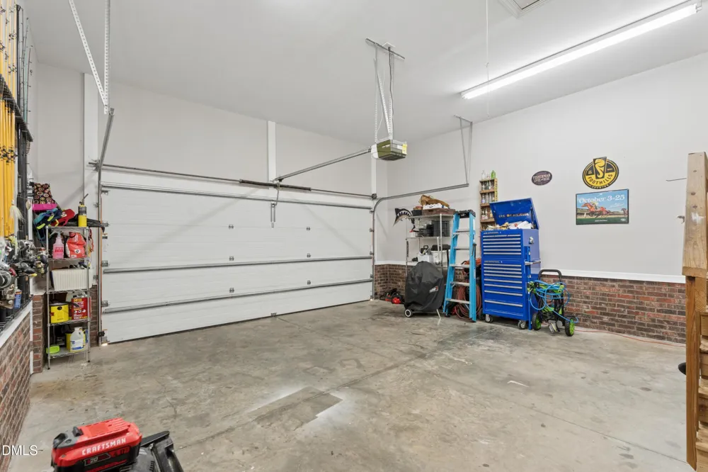 3812 Longmeadow Drive Mebane, NC 27302