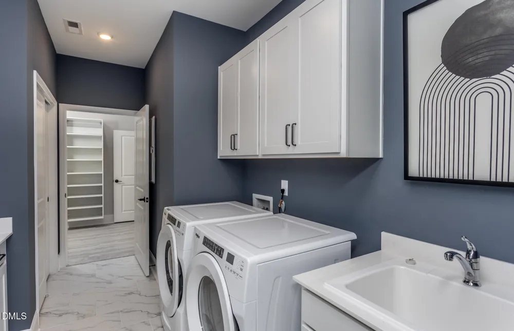 1297 Steeplechase Boulevard Clayton, NC 27520