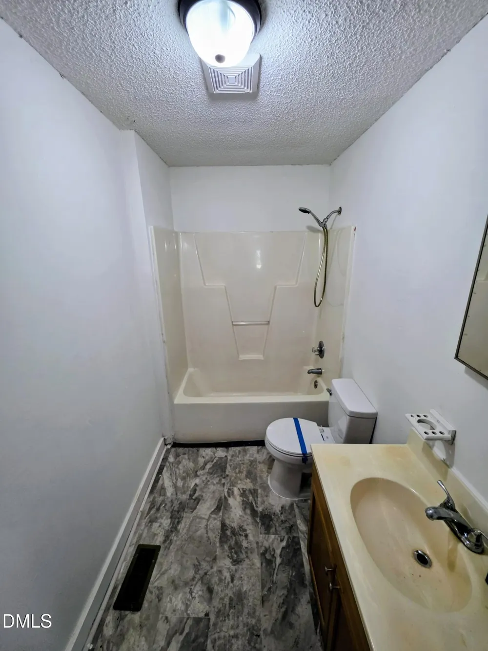 202 Hill Street Smithfield, NC 27577