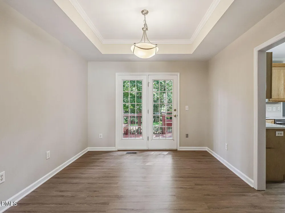 209 Leafgate Court Holly Springs, NC 27540