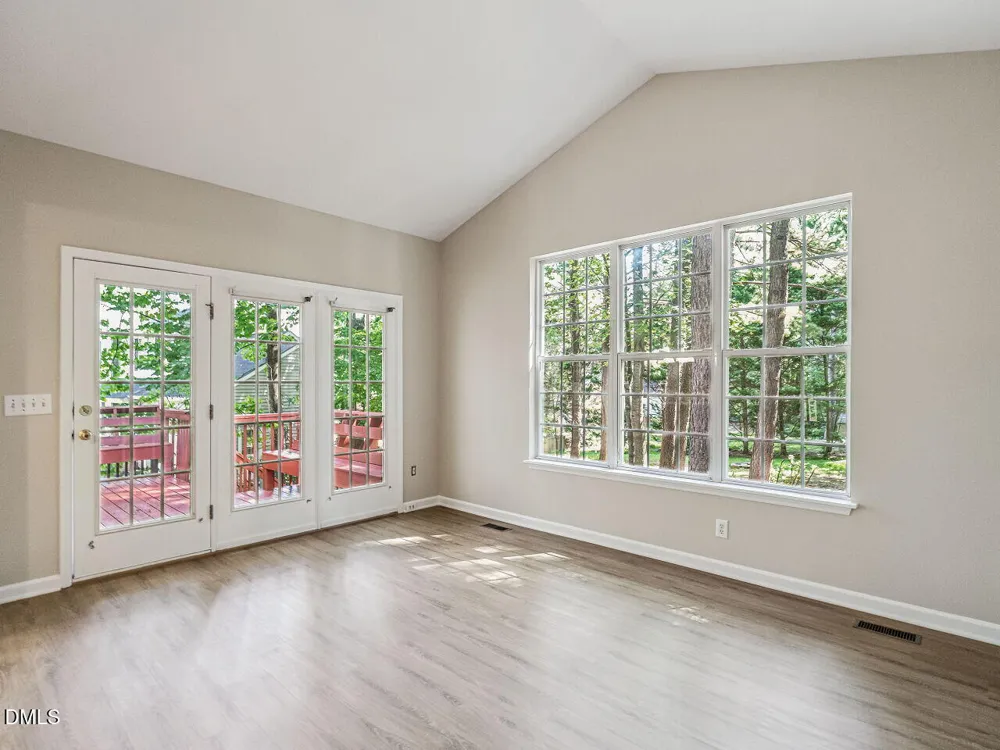 209 Leafgate Court Holly Springs, NC 27540