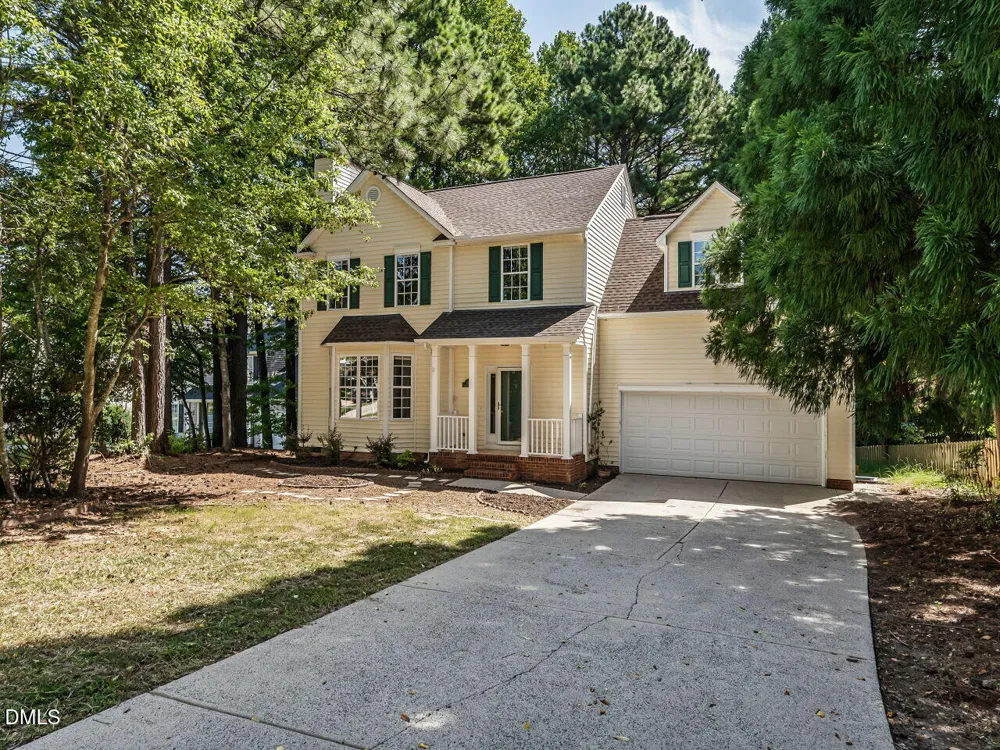 209 Leafgate Court Holly Springs, NC 27540