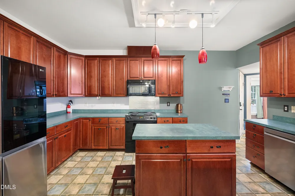 104 Wedgemere Street Cary, NC 27519