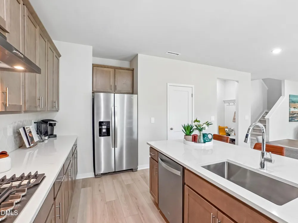 2432 Rosewood Bluff Drive Zebulon, NC 27597