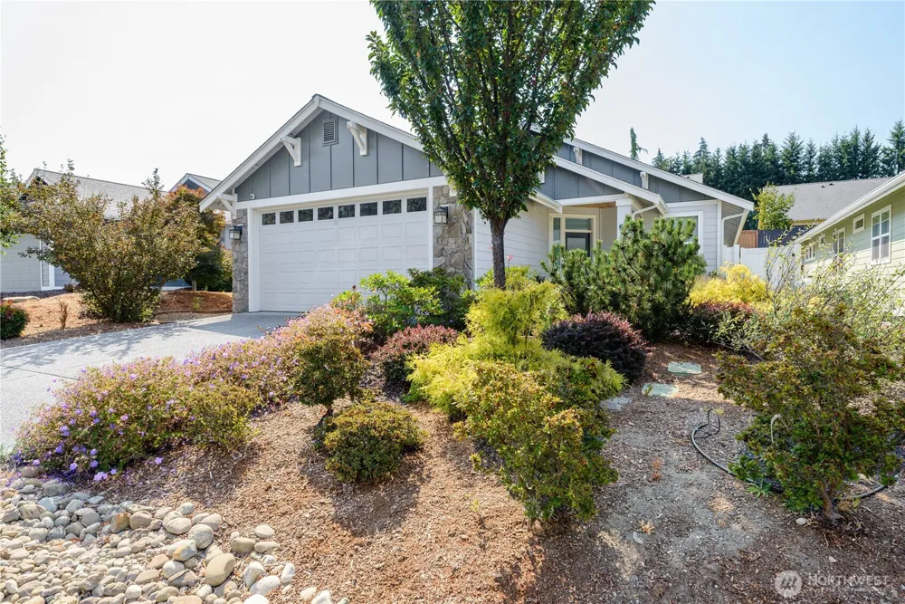 60 Pinehurst Loop Sequim, WA 98382