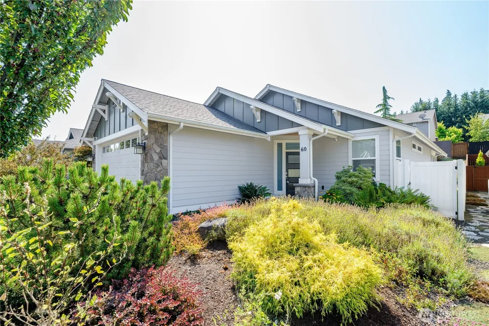 60 Pinehurst Loop Sequim, WA 98382