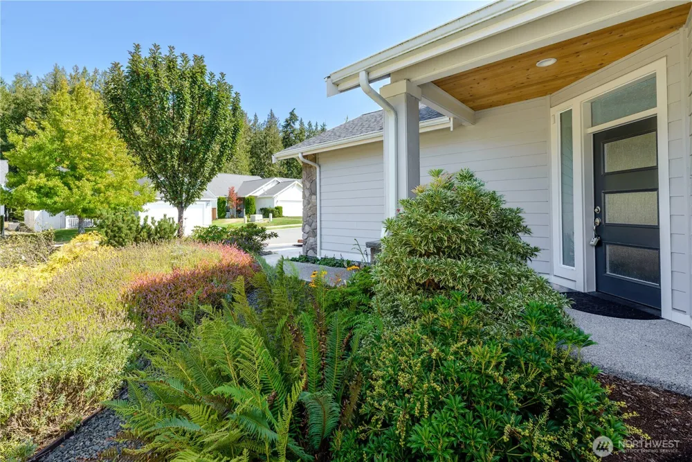 60 Pinehurst Loop Sequim, WA 98382