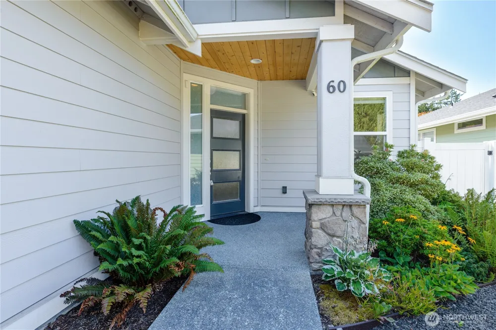 60 Pinehurst Loop Sequim, WA 98382