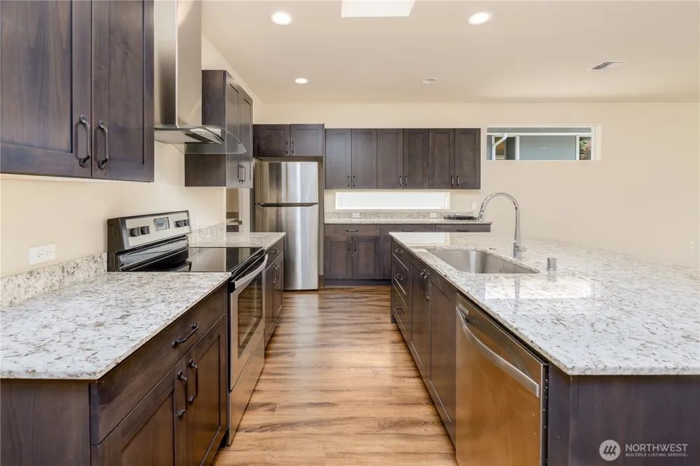 60 Pinehurst Loop Sequim, WA 98382