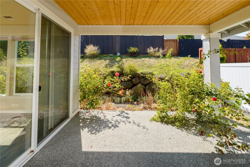 60 Pinehurst Loop Sequim, WA 98382