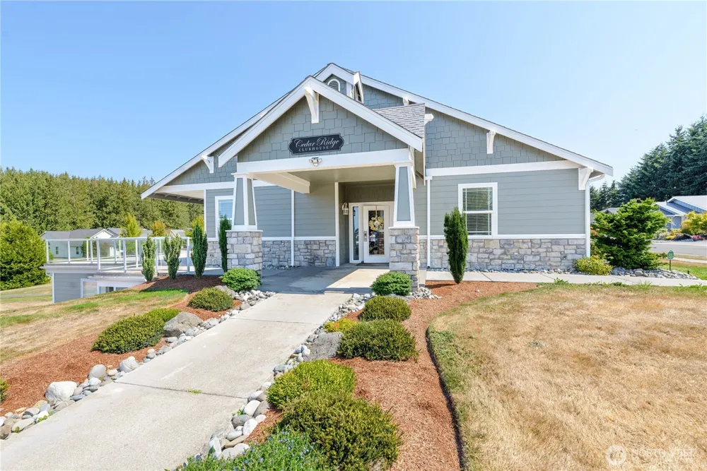 60 Pinehurst Loop Sequim, WA 98382