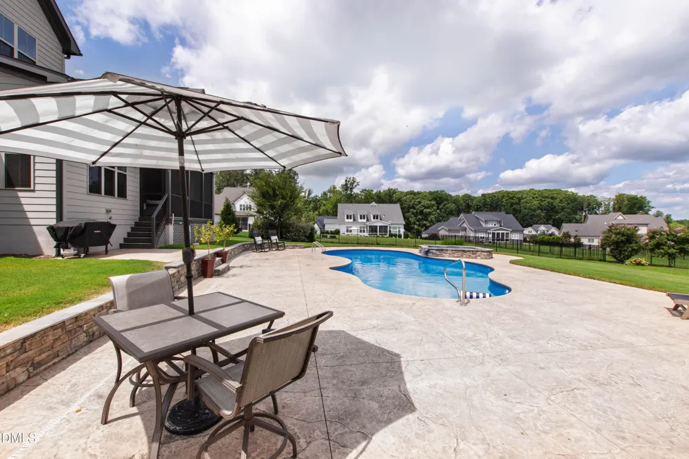 8012 Woodcross Way Wake Forest, NC 27587